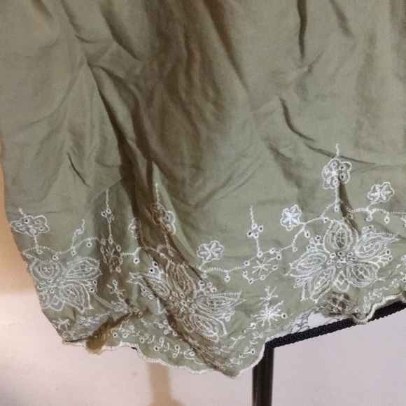 Top - Picture 3 of 3